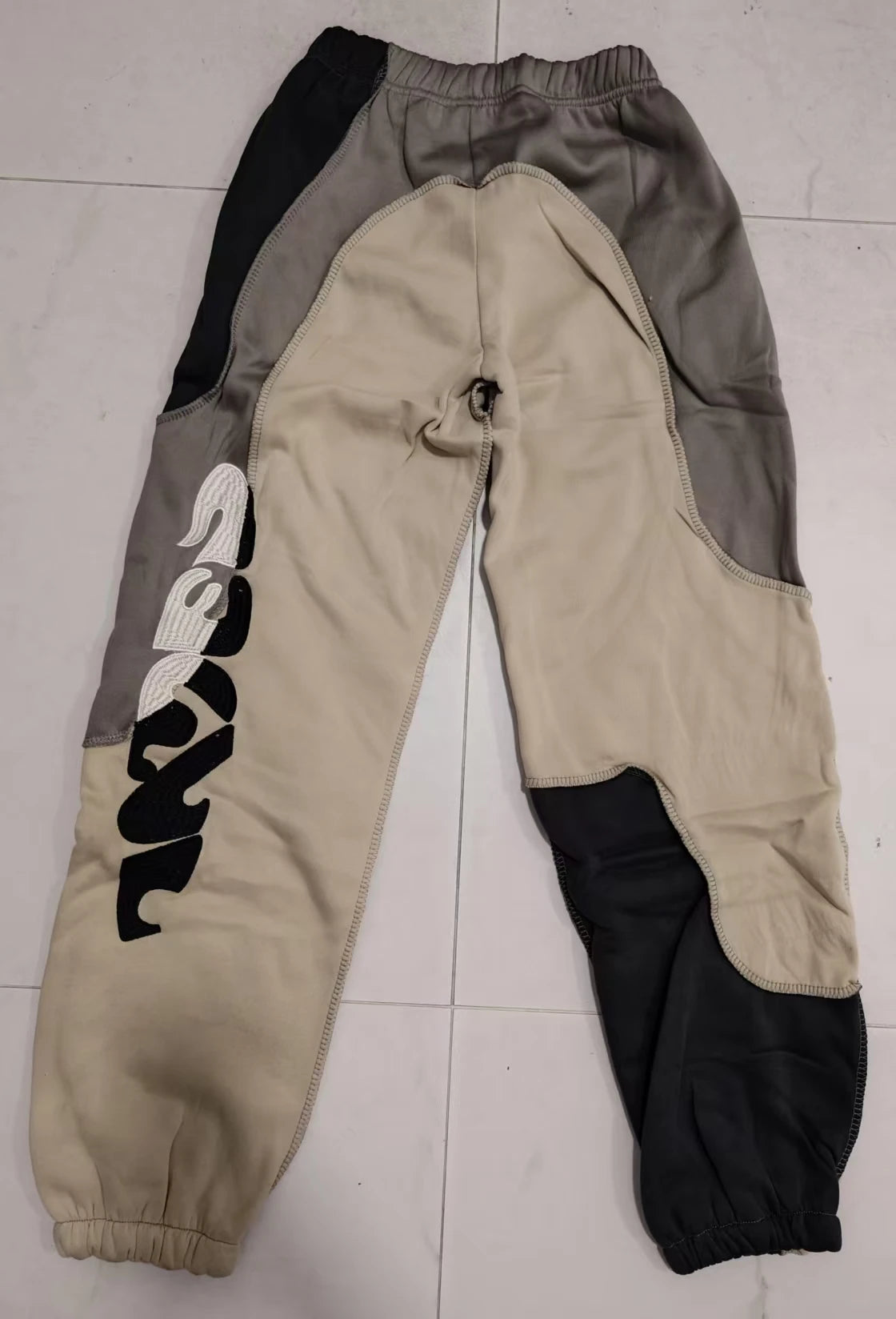 🧥 2-teiliges Streetwear-Set – Patchwork Zipper Hoodie & Jogginghose (Unisex)