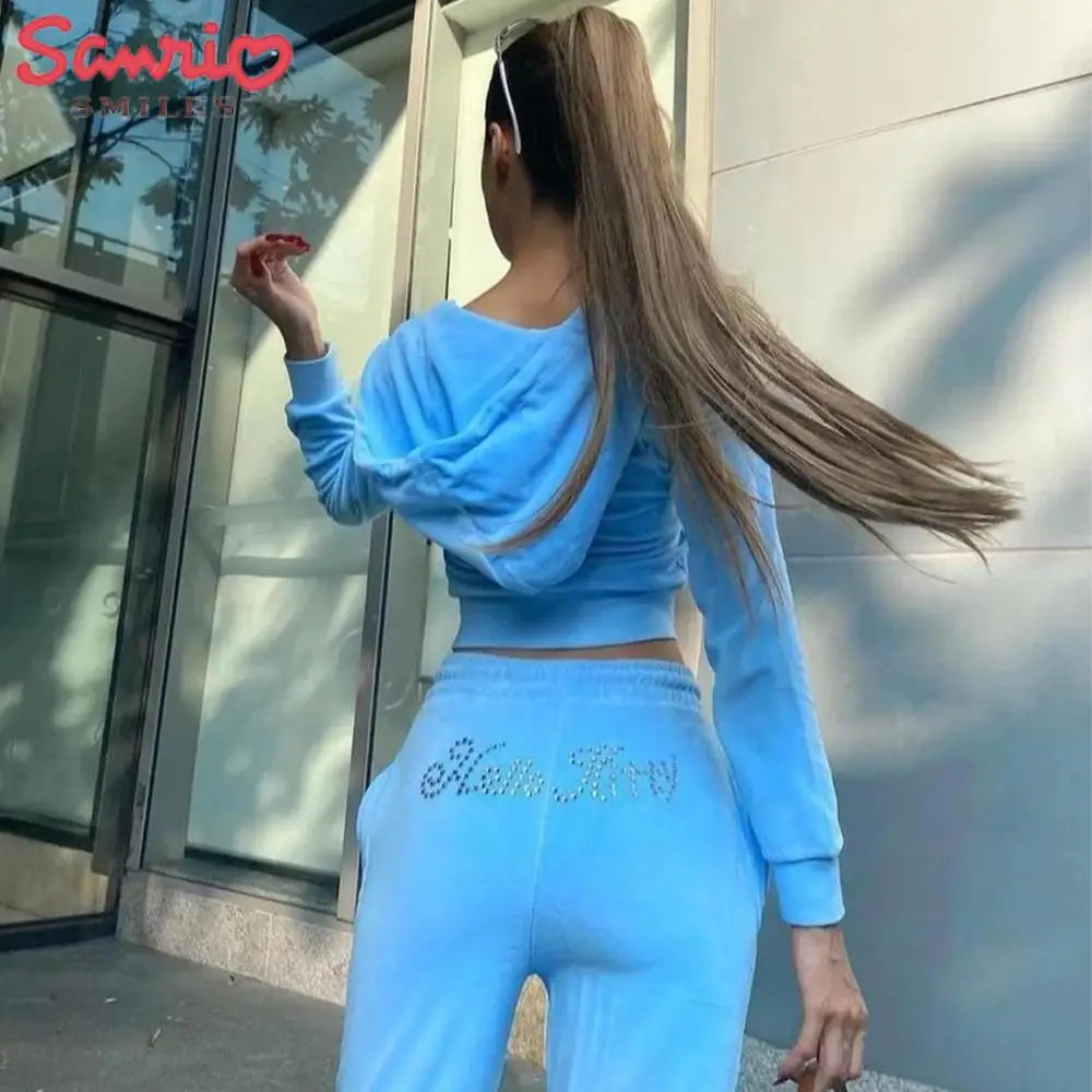 Anime 2-teiliges Hello Kitty Damen Samt Hoodie Set – Zip-Up Sweatshirt & Jogginghose, Kawaii Sanrio Sportanzug mit Strasssteinen