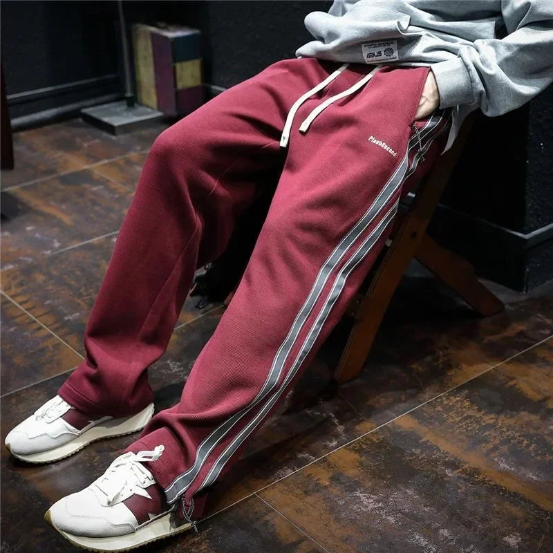 Herren Sweatpants – Baumwoll Jogginghose mit Retro-Streifen & Patchwork