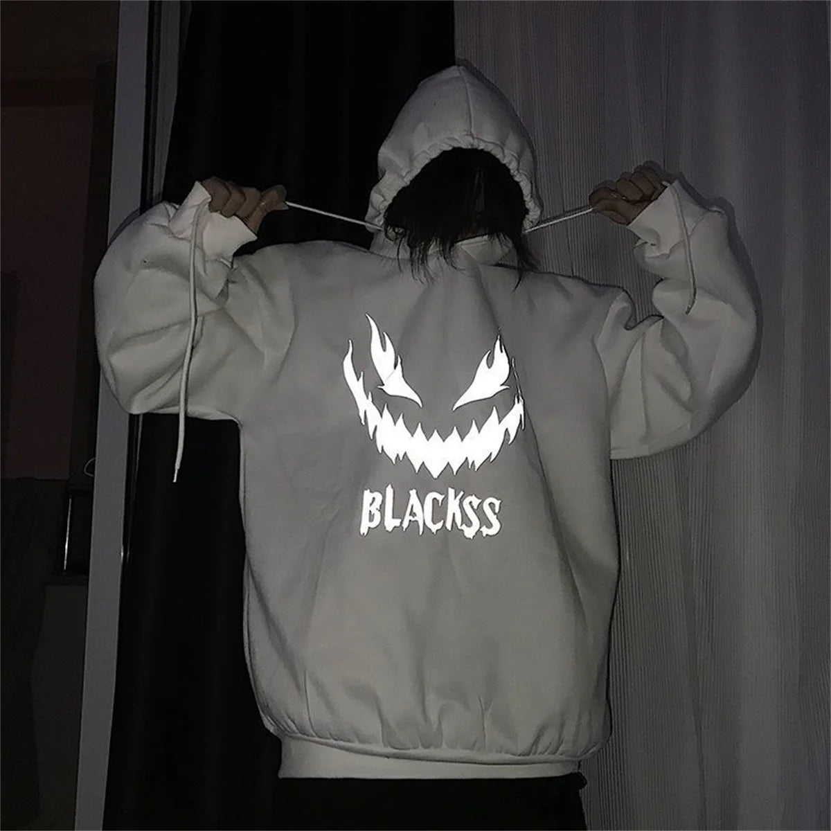 👿 Schwarzer Herren Hoodie im Hip-Hop-Stil – Teufel-Print | Harajuku Streetwear | Reflektierend & Oversize-Look | Unisex