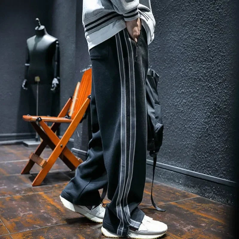 Herren Sweatpants – Baumwoll Jogginghose mit Retro-Streifen & Patchwork